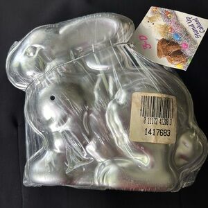 Nordic Ware 3D Cake Pan Bunny Rabbit Cake Mold Vintage New Sealed